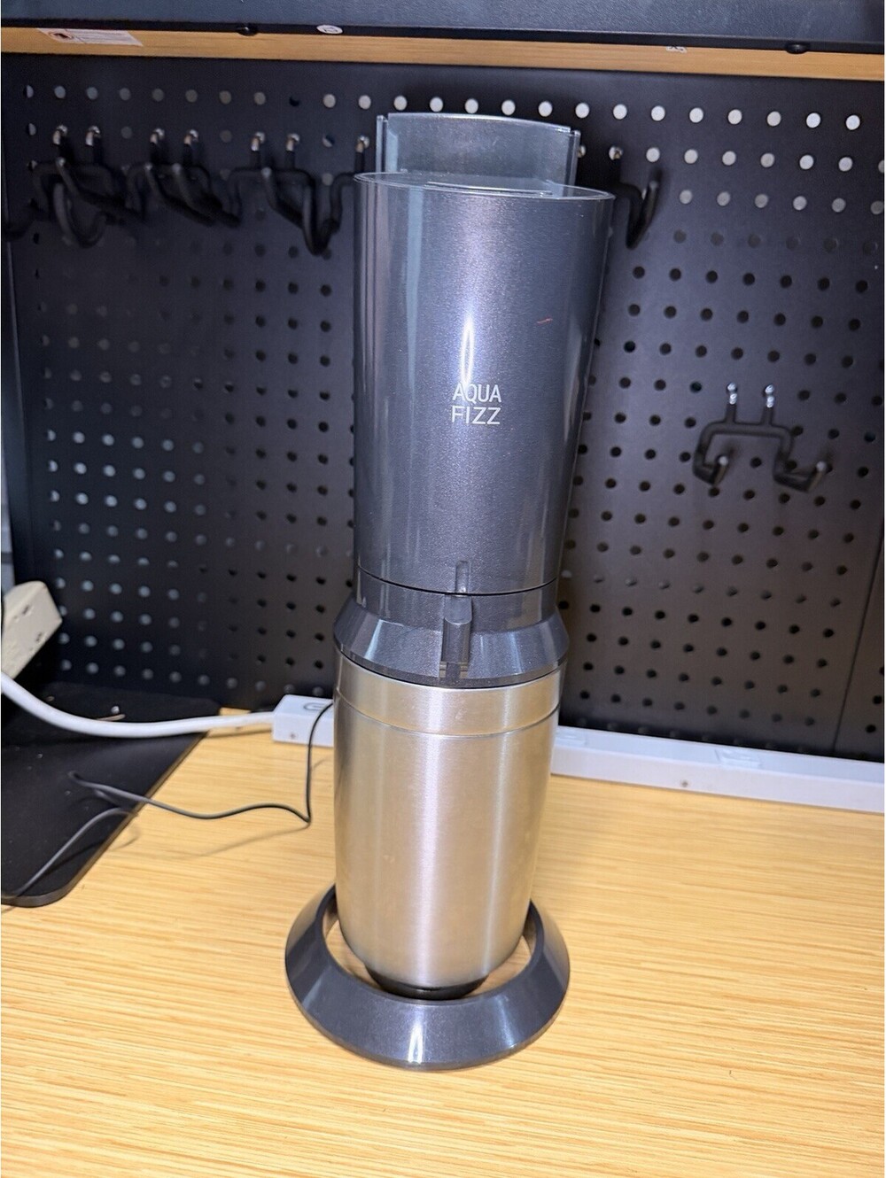 Sodastream Aqua Fizz Sparkling Water Machine  NO Bottle or CO2 Tested